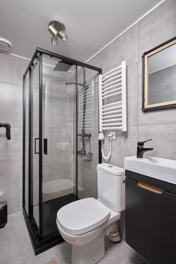 Sarnia Laka Domek 1 Z Prywatnym Jacuzzi Stronie Śląskie Buitenkant foto